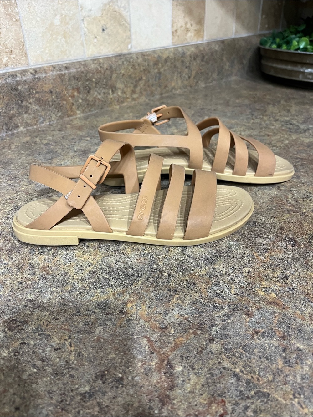 Crocs Women’s W5 Tan Strappy Gladiator Sandals Ankle Buckle Comfort